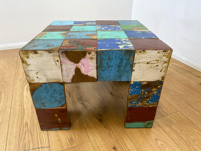 Boatwood by WMK I 100% nachhaltiger Couchtisch aus altem Bootsholz I handgefertigt aus Teakholz massiv I für In & Outdoor I bunter Wohnzimmertisch Beistelltisch Sofatisch Coffee Table Würfel Treibholz