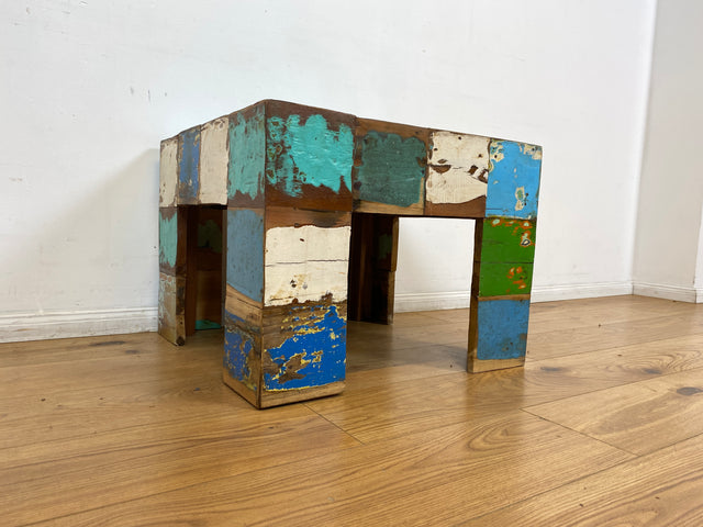 Boatwood by WMK I 100% nachhaltiger Couchtisch aus altem Bootsholz I handgefertigt aus Teakholz massiv I für In & Outdoor I bunter Wohnzimmertisch Beistelltisch Sofatisch Coffee Table Würfel Treibholz (Kopie)