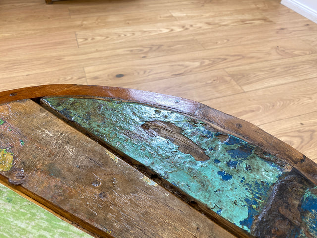 Boatwood by WMK I Einzigartiger bunter Nierentisch aus altem Bootsholz I ein handmade Unikat aus massivem Teakholz in Originalfarben I Couchtisch Wohnzimmertisch Coffee Table Berlin Hamburg Duisburg