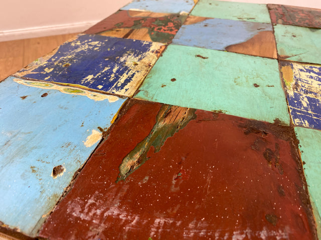 Boatwood by WMK I 100% nachhaltiger Couchtisch aus altem Bootsholz I handgefertigt aus Teakholz massiv I für In & Outdoor I bunter Wohnzimmertisch Beistelltisch Sofatisch Coffee Table Würfel Treibholz (Kopie)