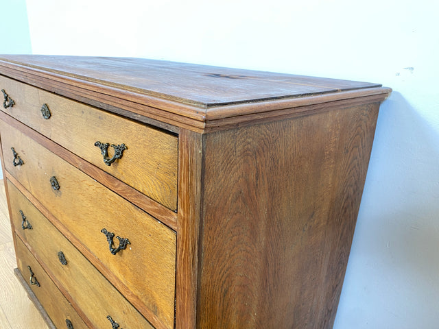 WMK I Imposante nordische antike Kommode aus massiver Eiche mit Schubladen & Messinggriffen I Bauernkommode Wäschekommode Schubladenkommode Wickelkommode Schrank Anrichte Cabinet Chest Vintage Berlin