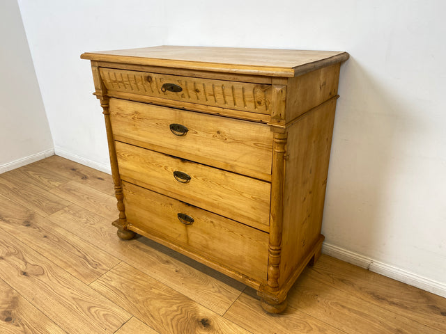 WMK I Wunderschöne nordische antike Kommode aus vollem Holz mit Schubladen und Messingbeschlägen I Schrank Flur Weichholz Wäsche Wickel Bauern Landhaus Vintage Biedermeier Berlin Dresden Regensburg