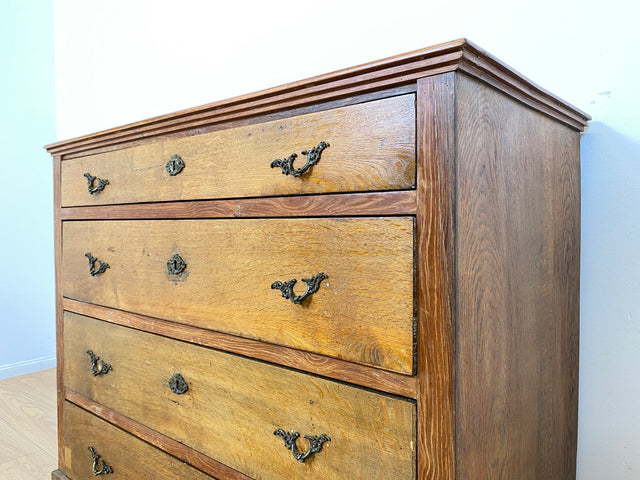 WMK I Imposante nordische antike Kommode aus massiver Eiche mit Schubladen & Messinggriffen I Bauernkommode Wäschekommode Schubladenkommode Wickelkommode Schrank Anrichte Cabinet Chest Vintage Berlin