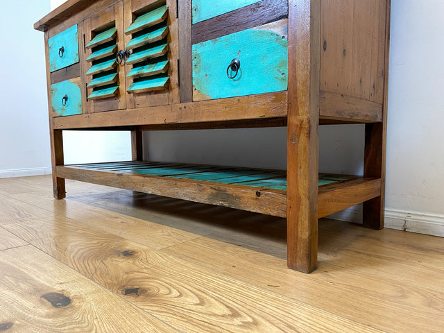 Boatwood by WMK I Nachhaltige Anrichte aus altem Bootsholz I handgefertigtes Unikat I Teakholz massiv I Schrank Sideboard Kommode Tresen Küchenschrank Büfett Buffet Flurkommode Berlin Rostock Hamburg