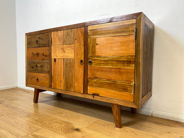 Boatwood by WMK I Nachhaltiges Sideboard aus altem Bootsholz mit Schubladen I handgefertigtes Unikat I Teakholz massiv I Schrank Wäschekommode Kommode Anrichte TV Lowboard Bootsmöbel Teak Berlin Köln