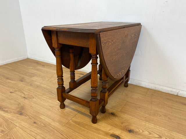 WMK # Schöner ovaler antiker Klapptisch aus Dänemark, aus massiver Eiche, sehr praktisch und gut erhalten I niedriger Esstisch Salontisch Beistelltisch Konsole Spieletisch Table Vintage Berlin Bremen