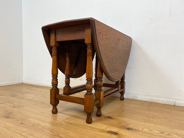 WMK # Schöner ovaler antiker Klapptisch aus Dänemark, aus massiver Eiche, sehr praktisch und gut erhalten I niedriger Esstisch Salontisch Beistelltisch Konsole Spieletisch Table Vintage Berlin Bremen