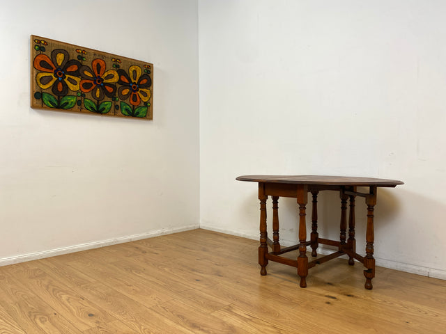 WMK # Schöner ovaler antiker Klapptisch aus Dänemark, aus massiver Eiche, sehr praktisch und gut erhalten I niedriger Esstisch Salontisch Beistelltisch Konsole Spieletisch Table Vintage Berlin Bremen