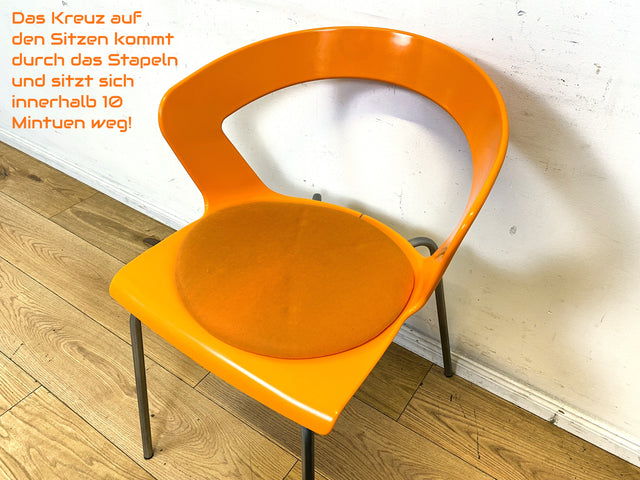 Oranger stapelbarer Stuhl Ibis von Metalmobil Arrredo aus Kunststoff I Stapelstuhl Stapelstühle Plastikstuhl Küchenstuhl Balkonstuhl Konferenzstuhl Bistrostuhl Gastro Space Age Stil I