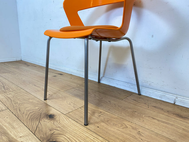 Oranger stapelbarer Stuhl Ibis von Metalmobil Arrredo aus Kunststoff I Stapelstuhl Stapelstühle Plastikstuhl Küchenstuhl Balkonstuhl Konferenzstuhl Bistrostuhl Gastro Space Age Stil I