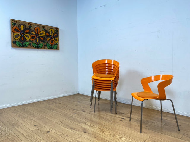 Oranger stapelbarer Stuhl Ibis von Metalmobil Arrredo aus Kunststoff I Stapelstuhl Stapelstühle Plastikstuhl Küchenstuhl Balkonstuhl Konferenzstuhl Bistrostuhl Gastro Space Age Stil I