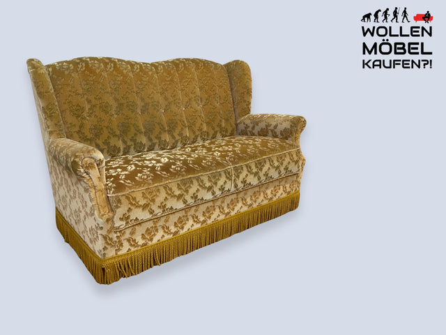WMK I Versand I Freundliches und gemütliches Retro 2er Sofa mit tollem goldenem Samtbezug und Fransen I 2-Sitzer Couch Love Seat Samt Damast Gold 60er 70er Mid-Century Vintage I Berlin Köln Hannover