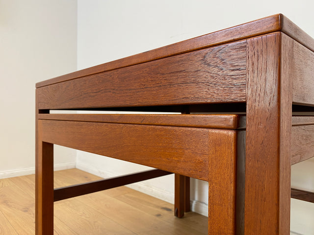WMK I Stilvoller skandinavischer Mid-Century 2-in-1 Designer Couchtisch von Borge Mogensen für Fredericia Stolefabrik aus Teakholz I Wohnzimmertisch Satztisch Beistelltisch Danish Design Teak Vintage