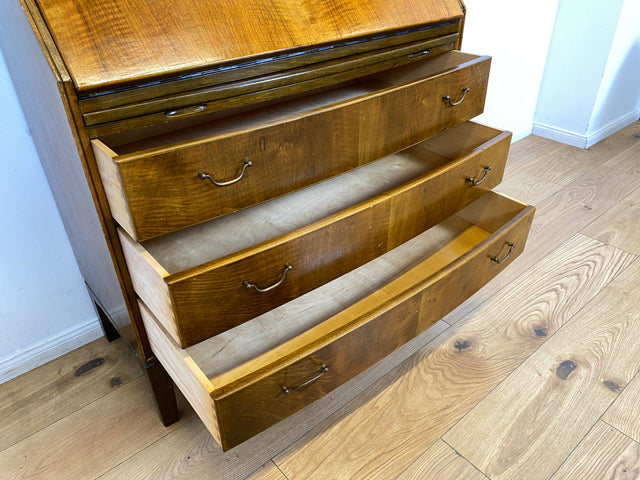 WMK I Sehr schöner skandinavischer Mid-Century Sekretär aus vollem Holz mit Schubladen und fester Schreibplatte I Schreibschrank Desk Schreibtisch Kommode Schubladenkommode Vintage Berlin Köln München