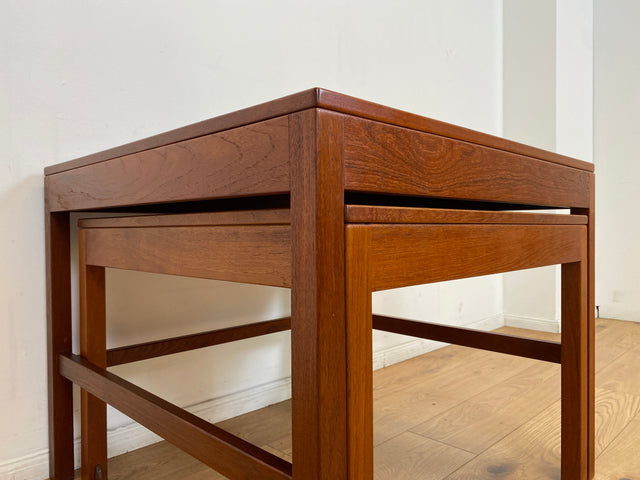 WMK I Stilvoller skandinavischer Mid-Century 2-in-1 Designer Couchtisch von Borge Mogensen für Fredericia Stolefabrik aus Teakholz I Wohnzimmertisch Satztisch Beistelltisch Danish Design Teak Vintage
