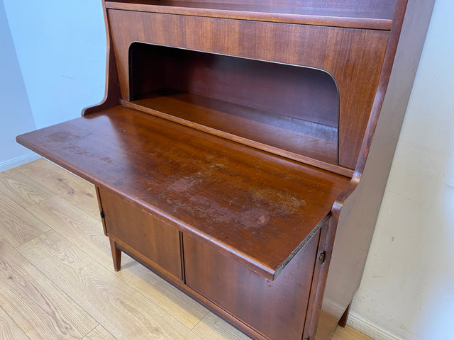 WMK I Schöner skandinavischer Mid-Century Bücherschrank mit ausziehbarer Schreibfläche und Geheimfach I Sekretär Schreibtisch Regal Bücherregal Highboard Kommode Vintage 60er Berlin Hannover Leipzig