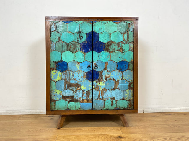 Boatwood by WMK I Einzigartiger Schrank in Meeresblau I handgefertigt aus altem Bootsholz I Highboard Kommode Sideboard Wäscheschrank Bar Barschrank Schuhschrank Schuhkommode Berlin Stuttgart Rostock