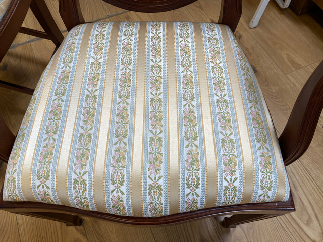 WMK I Set aus 4 eleganten Esszimmerstühlen in englischem Stil mit Armlehnen und hochwertigem Sitzbezug I Stühle Armlehnstühle Küchenstühle Holzstühle Regency Empire Vintage Möbel Berlin Leipzig Bremen