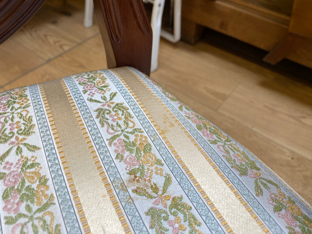 WMK I Set aus 4 eleganten Esszimmerstühlen in englischem Stil mit Armlehnen und hochwertigem Sitzbezug I Stühle Armlehnstühle Küchenstühle Holzstühle Regency Empire Vintage Möbel Berlin Leipzig Bremen