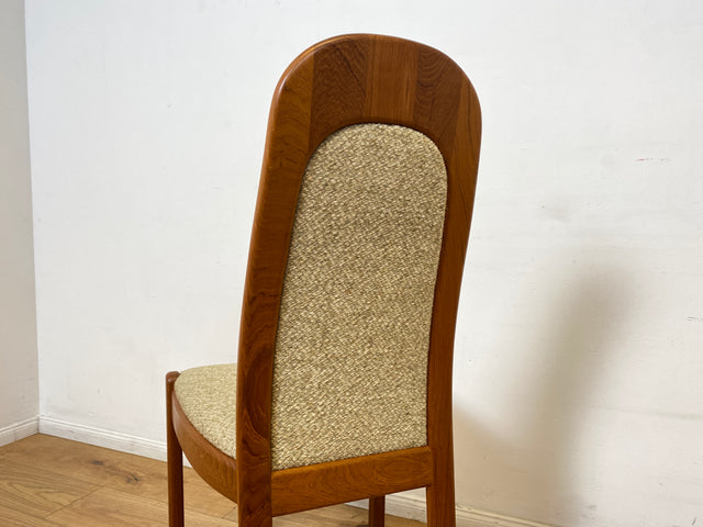 WMK I Set aus 4 hochwertigen skandinavischen Designer Stühlen I Holstebro Møbelfabrik I Teakholz I naturbeiger Originalbezug I Dining Chairs Armlehnen Esszimmer Danish Design Mid-Century Vintage Teak