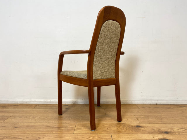 WMK I Set aus 4 hochwertigen skandinavischen Designer Stühlen I Holstebro Møbelfabrik I Teakholz I naturbeiger Originalbezug I Dining Chairs Armlehnen Esszimmer Danish Design Mid-Century Vintage Teak