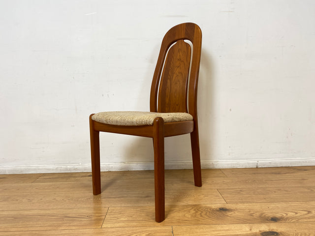 WMK I Set aus 6 hochwertigen skandinavischen Designer Stühlen I EMC Furniture I Teakholz massiv I naturbeiger Originalbezug I Dining Chairs Armlehnen Esszimmer Danish Design Mid-Century Vintage Teak