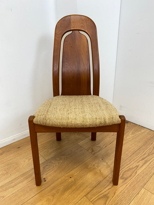 WMK I Set aus 6 hochwertigen skandinavischen Designer Stühlen I EMC Furniture I Teakholz massiv I naturbeiger Originalbezug I Dining Chairs Armlehnen Esszimmer Danish Design Mid-Century Vintage Teak