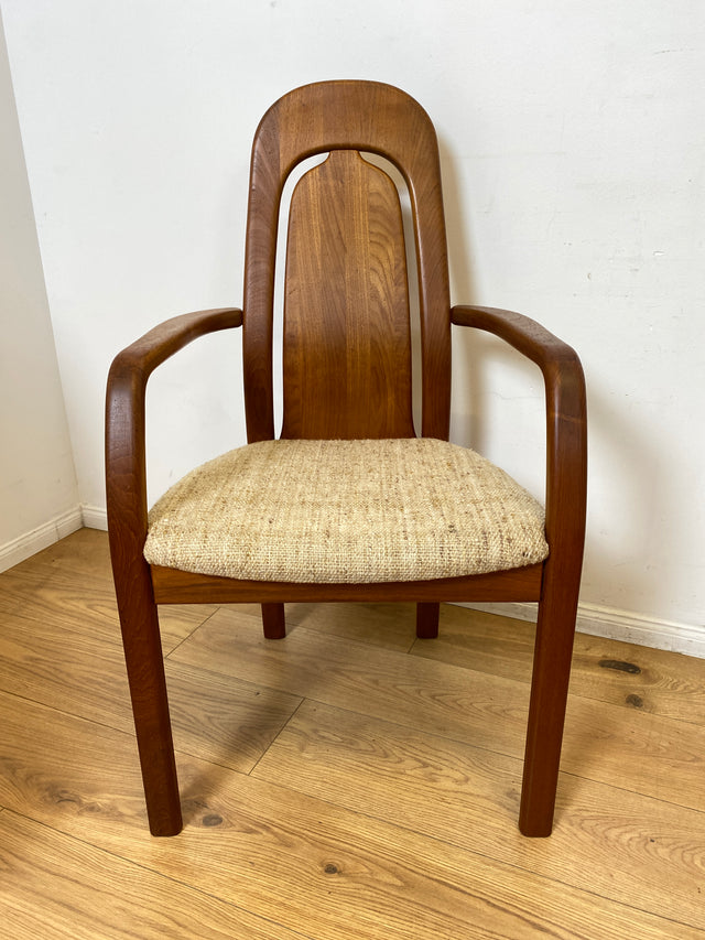 WMK I Set aus 6 hochwertigen skandinavischen Designer Stühlen I EMC Furniture I Teakholz massiv I naturbeiger Originalbezug I Dining Chairs Armlehnen Esszimmer Danish Design Mid-Century Vintage Teak