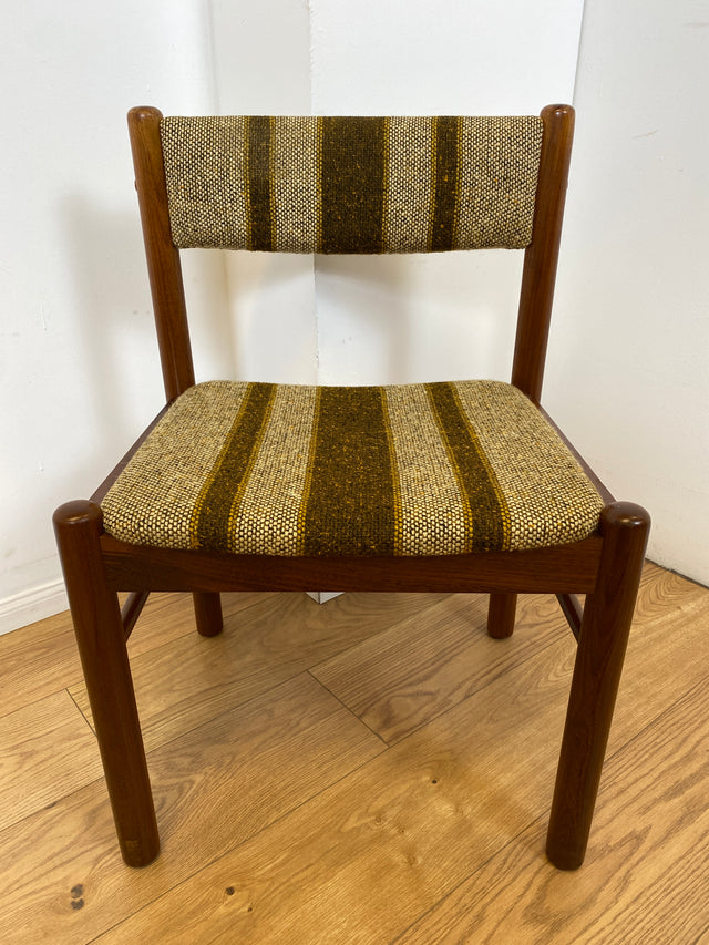 WMK I Set aus 6 stilvollen skandinavischen Mid-Century Designer Stühlen von Farstrup I Teakholz Rahmen & Wollbezug I Stühle Chairs Esszimmer Küchen Holz Danish Design Vintage Berlin Leipzig Rostock