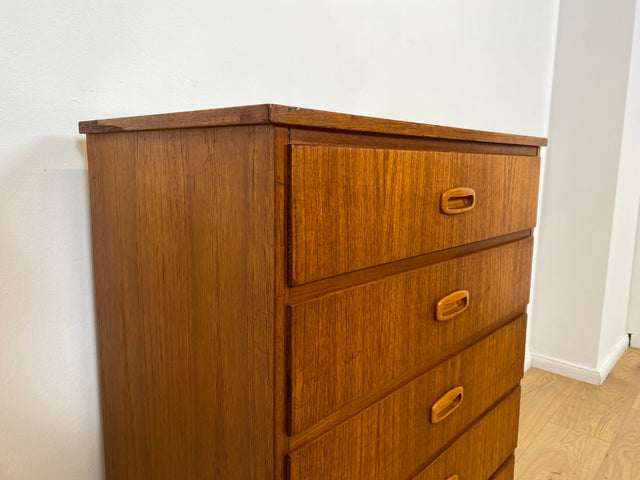 WMK # Stilvolle & gut erhaltene skandinavische Mid-Century Kommode in Teakholz mit Schubladen & formschönen Holzgriffen # Schubladenkommode Schrank Wäschekommode Highboard Sideboard Vintage Teak 60er