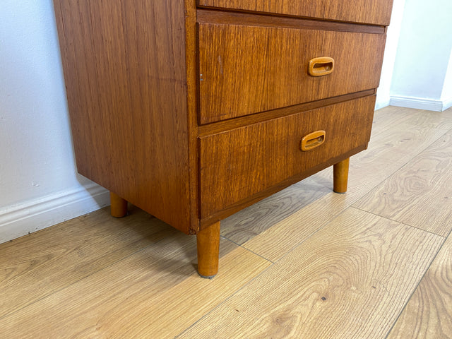 WMK # Stilvolle & gut erhaltene skandinavische Mid-Century Kommode in Teakholz mit Schubladen & formschönen Holzgriffen # Schubladenkommode Schrank Wäschekommode Highboard Sideboard Vintage Teak 60er