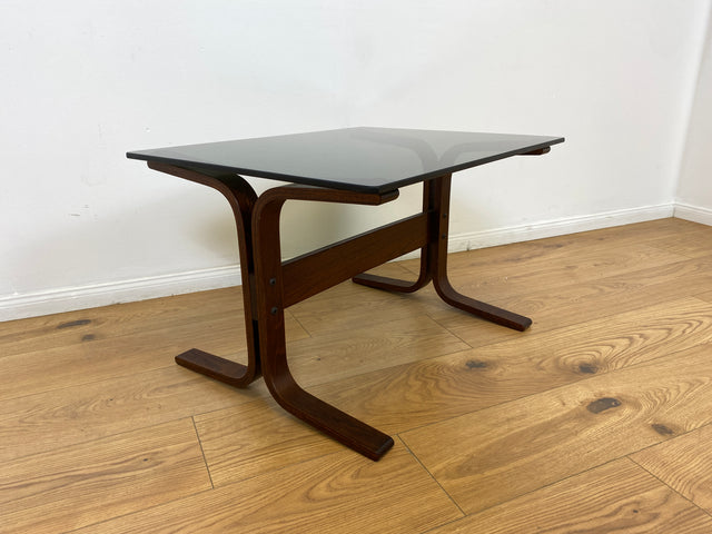 WMK # Zeitlos schöner & sehr gut erhaltener skandinavischer Designer Couchtisch Siesta by Ingmar Relling for Westnofa m. Rauchglasplatte # Glastisch Coffee Side Table Beistelltisch Mid-Century Vintage