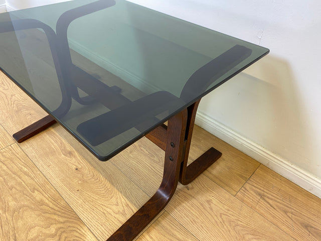 WMK # Zeitlos schöner & sehr gut erhaltener skandinavischer Designer Couchtisch Siesta by Ingmar Relling for Westnofa m. Rauchglasplatte # Glastisch Coffee Side Table Beistelltisch Mid-Century Vintage