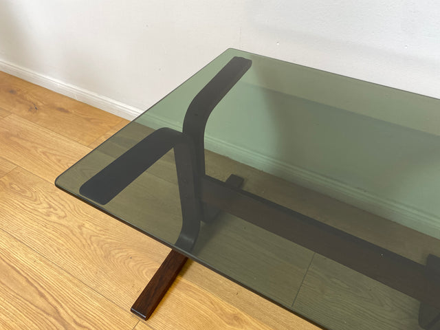 WMK # Zeitlos schöner & sehr gut erhaltener skandinavischer Designer Couchtisch Siesta by Ingmar Relling for Westnofa m. Rauchglasplatte # Glastisch Coffee Side Table Beistelltisch Mid-Century Vintage