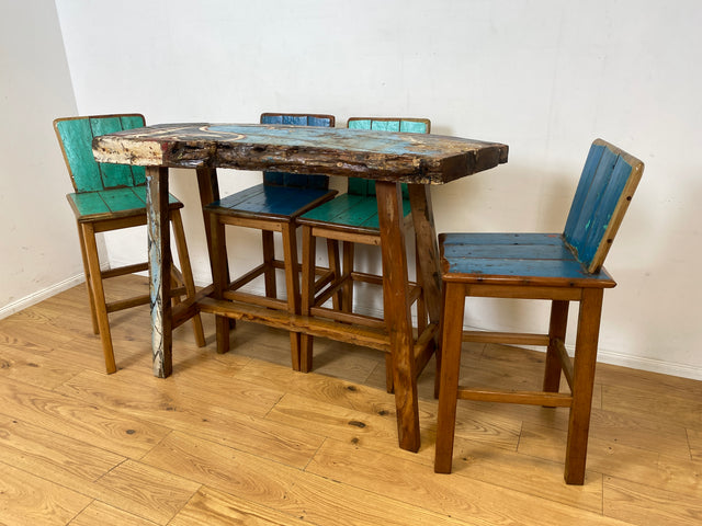 Formschöner und sehr robuster Stehtisch handgefertigt aus altem Bootsholz in Originalfarben I Teakholz massiv I in & Outdoor I Tisch Holztisch Bartisch Küchentisch Gastro Industrial Design Upcycling I