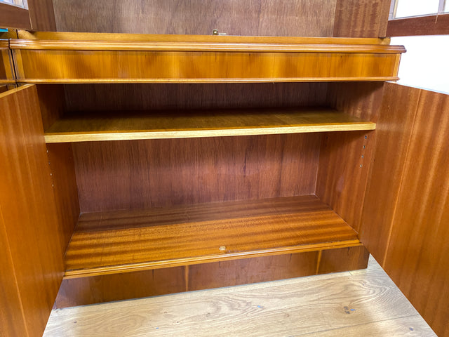 WMK I Eleganter und neuwertiger Stilmöbel Wohnzimmer Schrank im englischen gregorianischen Stil mit verspiegelter Bar I Vitrine Bücher Regal Highboard Bibliothek Regency Vintage Berlin Dresden München