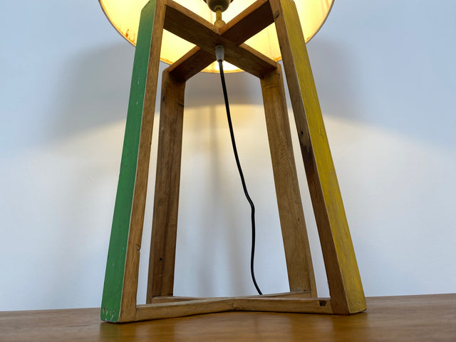 Boatwood by WMK # 1/3 Einzigartige Tischlampe mit Lampenfuß aus altem Bootsholz und weißem Lampenschirm, ein handgefertigtes Unikat in Originalfarben # Lampe Tischleuchte Schreibtischlampe Leselampe