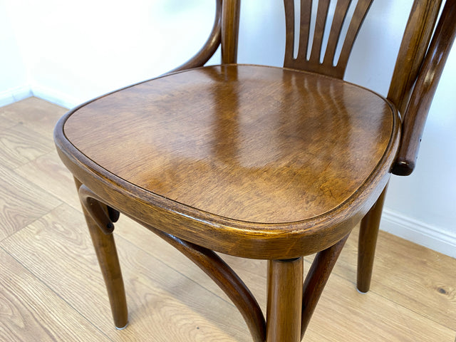 WMK # 1/2 Hochwertiger und sehr gut erhaltener Nachbau des berühmten Stuhl Nr. 24 von Thonet # Kaffeehausstuhl Bugholzstuhl Bistrostuhl Wiener Kaffeehaus Holzstuhl Küchenstuhl Esszimmerstuhl Vintage