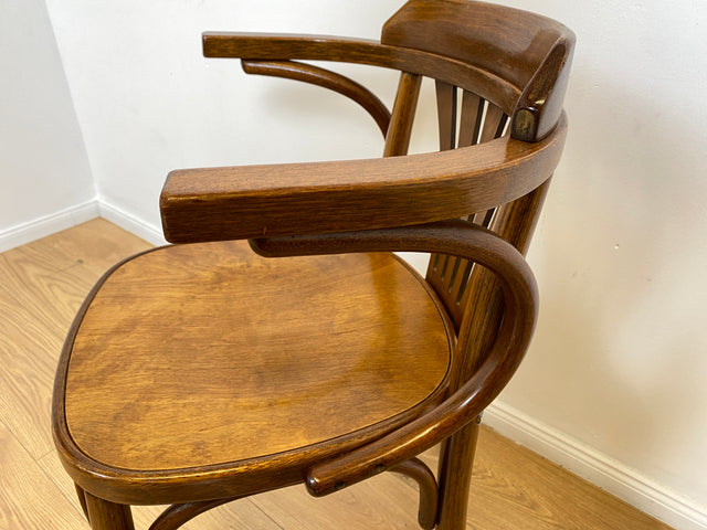 WMK # 1/2 Hochwertiger und sehr gut erhaltener Nachbau des berühmten Stuhl Nr. 24 von Thonet # Kaffeehausstuhl Bugholzstuhl Bistrostuhl Wiener Kaffeehaus Holzstuhl Küchenstuhl Esszimmerstuhl Vintage