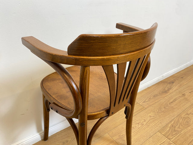 WMK # 1/2 Hochwertiger und sehr gut erhaltener Nachbau des berühmten Stuhl Nr. 24 von Thonet # Kaffeehausstuhl Bugholzstuhl Bistrostuhl Wiener Kaffeehaus Holzstuhl Küchenstuhl Esszimmerstuhl Vintage