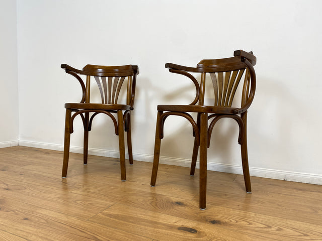 WMK # 1/2 Hochwertiger und sehr gut erhaltener Nachbau des berühmten Stuhl Nr. 24 von Thonet # Kaffeehausstuhl Bugholzstuhl Bistrostuhl Wiener Kaffeehaus Holzstuhl Küchenstuhl Esszimmerstuhl Vintage