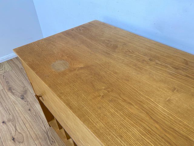 WMK I Heller Vintage Phonoschrank in Esche mit Vinyl Regal und Plattenspieler Fach I Vinylschrank Schalplattenschrank Plattenschrank LP Regal Kommode Sideboard Retro 60er 70er I Berlin Köln Stuttgart