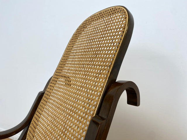WMK # Kultiger und sehr gut erhaltener Vintage Schaukelstuhl im Stil von Thonet mit Bugholz Rahmen und Wiener Geflecht # Schaukelfauteuil Sessel Lesesessel Relaxsessel Rocking Chair Korbgeflecht Retro