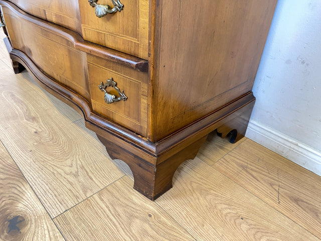 WMK # Sehr schöner und gut erhaltener kleiner Vintage Sekretär im antiken Stil mit Intarsien & Messinggriffen # Schreibschrank Schreibtisch Desk Kommode Schubladenkommode Stilmöbel Berlin Dresden Jena