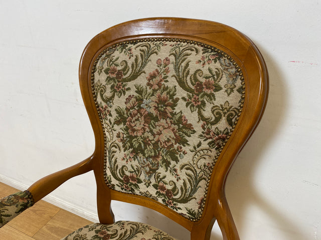 WMK I Eleganter und gut erhaltener Vintage Sessel im antiken Stil mit floralem Originalbezug