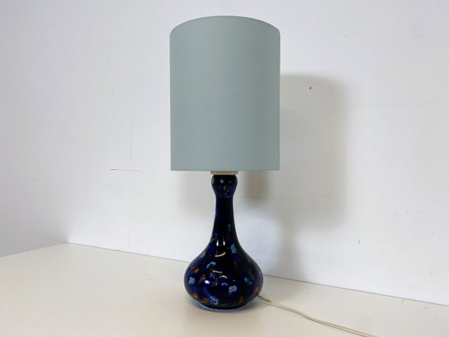 WMK # Wunderschöne und sehr gut erhaltene Vintage Tischlampe von Wallendorf 1764 mit blauem Kobalt Porzellan Lampenfuß und späterem Lampenschirm # Tischleuchte Leselampe Lampe Kobaltblau Mid-Century W