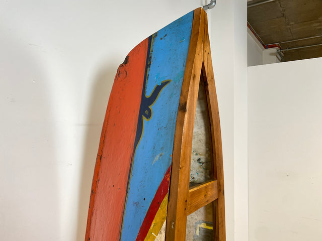 Boatwood by WMK I Einzigartige Vitrine handgefertigt aus altem Fischerboot I Glasvitrine Büchervitrine Bücherschrank Regal Geschirrschrank Küchenschrank Eckschrank Eckvitrine Einbaum Bootsmöbel Boot