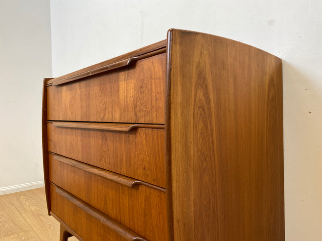Das Highlight I Rare skandinavische Mid-Century Schminkkommode in Teakholz mit Schubladen & Spiegel I Kommode Sideboard Schminktisch Wäschekommode Frisierkommode Danish Design Vintage I