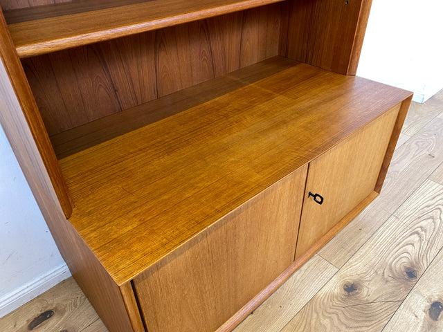 Schöner hoher modularer Vintage Bücherschrank von Strobeck in skandinavischem Stil I Teakholz I Regal Bücherregal Holzregal Kommode Danish Design Mid-Century Vintage Teak 70er I