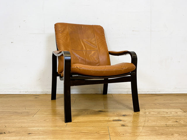 Stilvoller und gemütlicher skandinavischer Mid-Century Sessel mit Bugholzrahmen und braunem Echtleder Bezug I Ledersessel Loungesessel Lesesessel Freischwinger Leder Vintage I